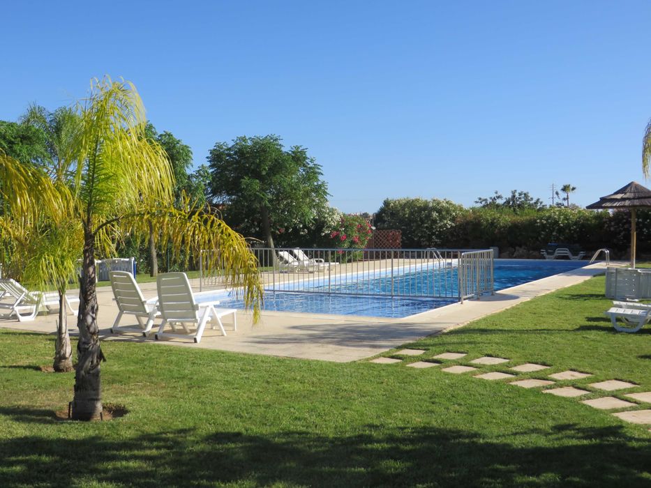 Apartamento T1+ (2 ad+2 crianças) PROMO: JUNHO 560EUR Vale de Parra cond. priv.