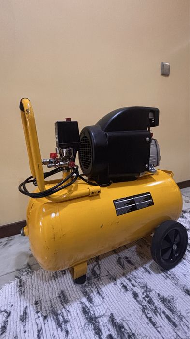 Compressor de 50 L  2hp 8 bares