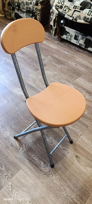 Стілець складний