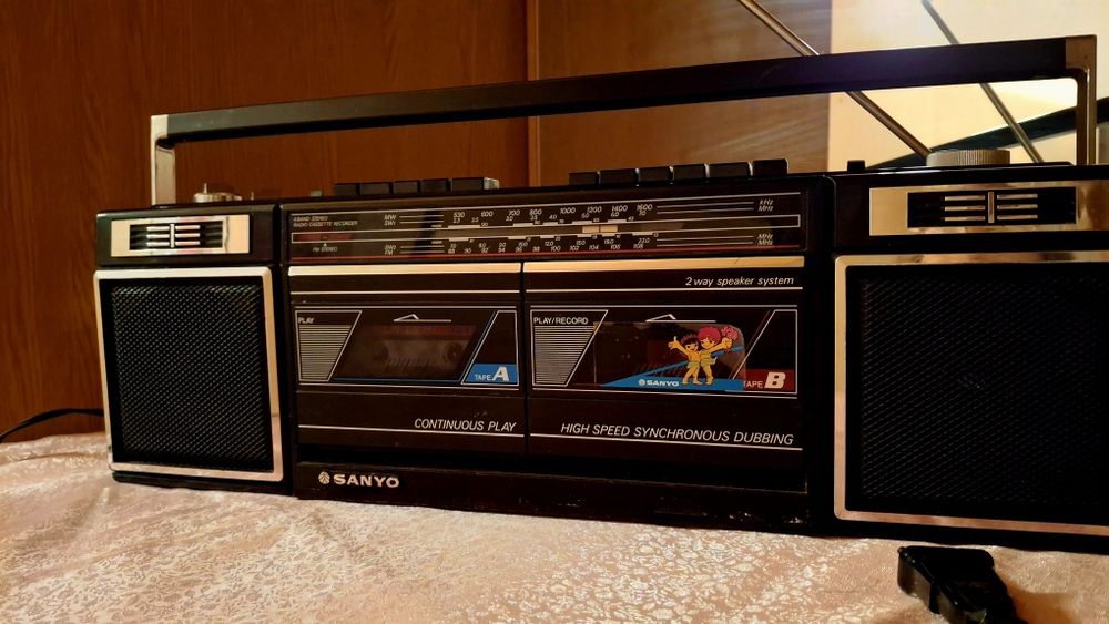 Sanyo M W1500K  двухкассетный магнитофон