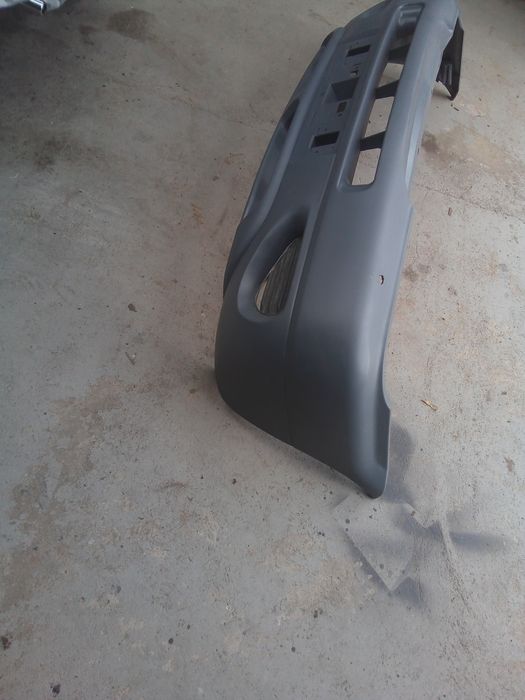 Parachoques Nissan Terrano 2