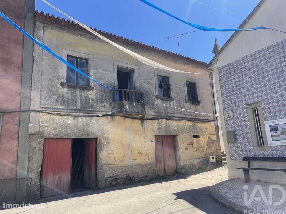 Casa / Villa T5 em Lorvão de 200,00 m2