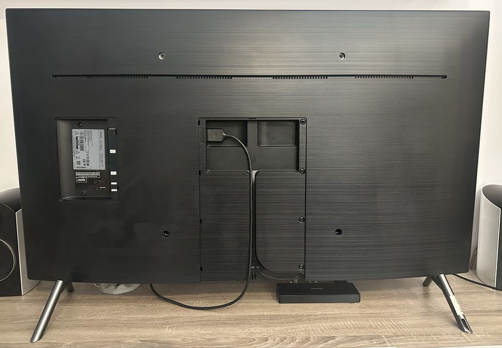 Samsung UE49MU7070 – 49 cali Smart TV 4K UHD – Stan Bardzo Dobry