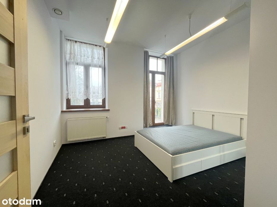 40 m² w centrum miasta z miejscem parkingowym - Widok 4