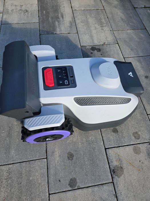 ANTHBOT N8 RTK robot koszący 4w1 + kosz 23L – tylko 5 koszeń!