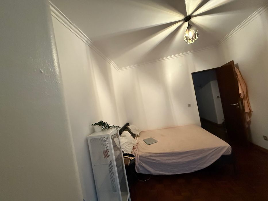 Quarto casal em Cacem para alugar