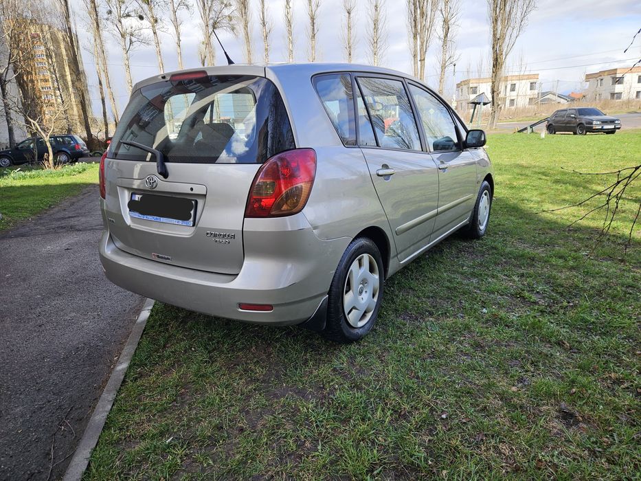 Toyota Corolla Verso 2002 рік 2.0 дизель для військових