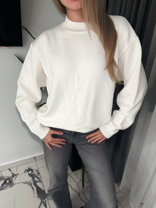 Трендовий Светр Jacquemus,жіночий светр