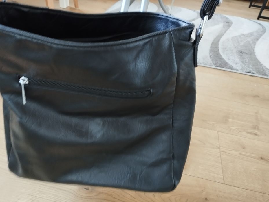 torebka damska czarna duża
