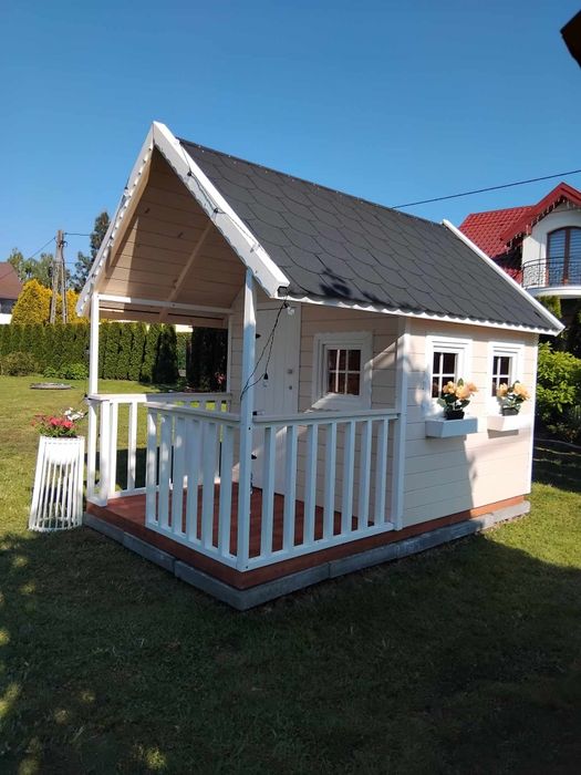 Domek dla dzieci malowany