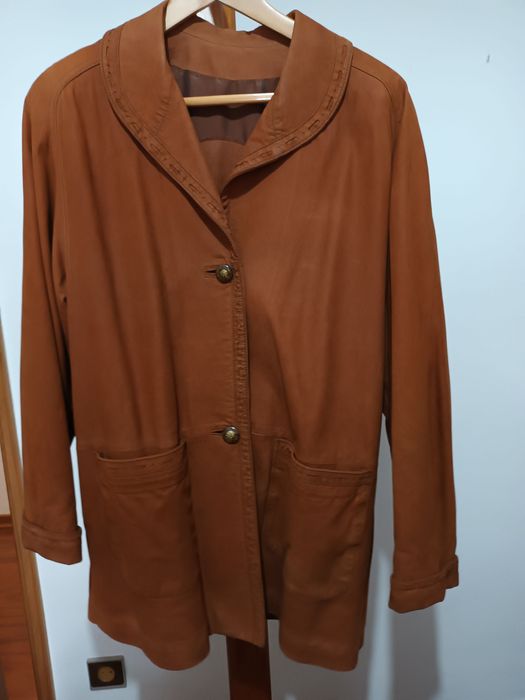 Casaco de pele genuina de ovino