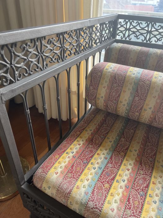 Sofa vintage em ferro