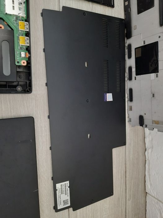 Lenovo ThinkPad P72/P73 на запчастини