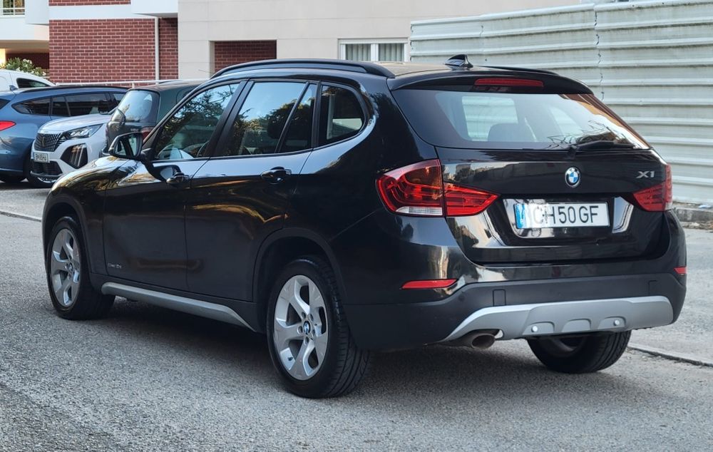 BMW X1 Sdrive 18d  caixa automática 8 velocidades motor  2.0