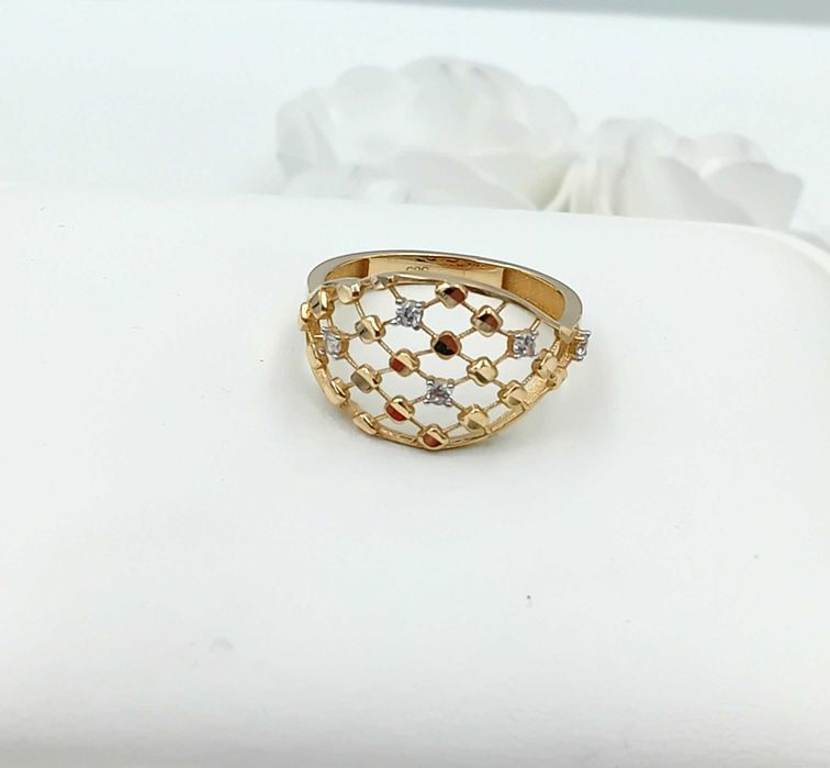 Złoty pierścionek Ażurowy rozmiar 16 próba 585  Stan powystawowy/ Fajne Okazje