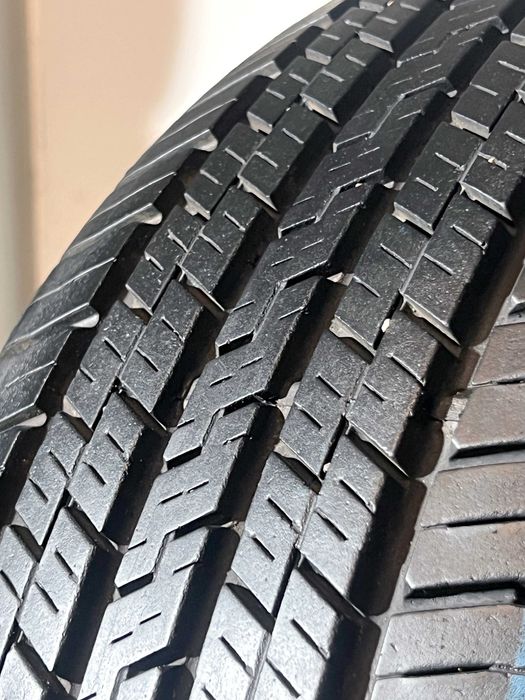 Pneus Continental 4x4 Contact - 235/60/17 - Como NOVOS