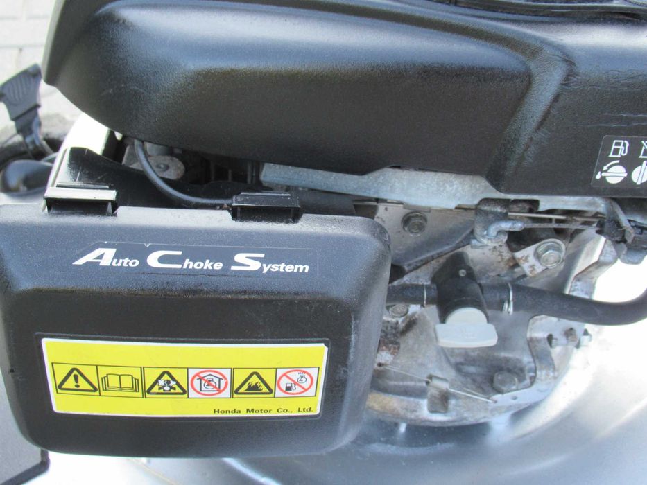 Kosiarka spalinowa Honda z napędem