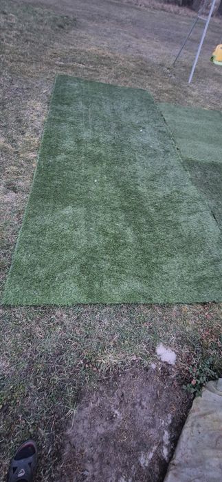 Sztuczna zielona trawa