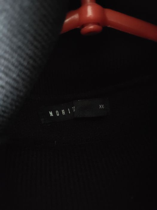 Czarny golf damski XXS 32 krótki sweter Mohito