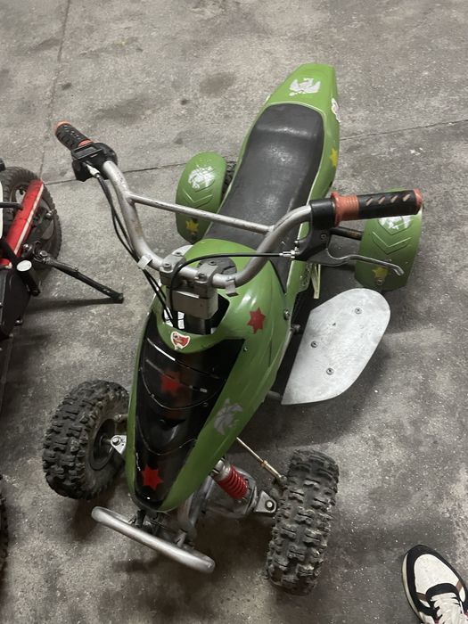 Motos as gasolina ussadas  cada uma 150 euros