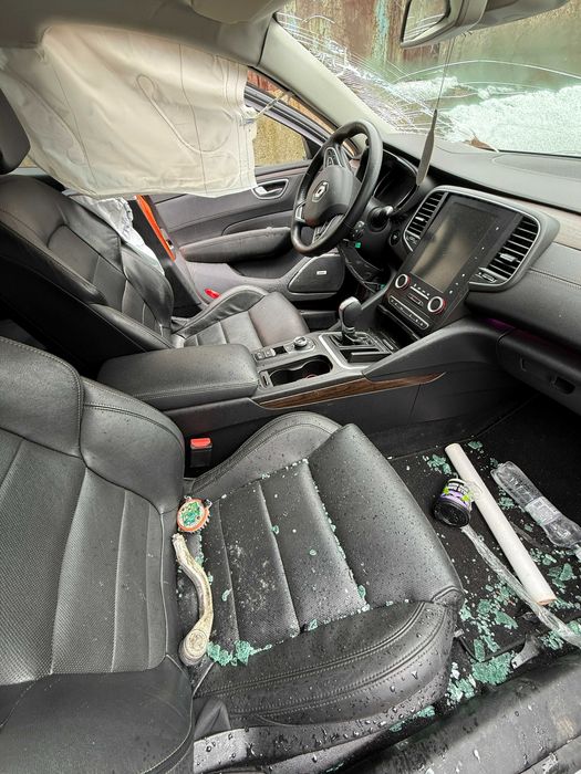 Renault Talisman під відновлення