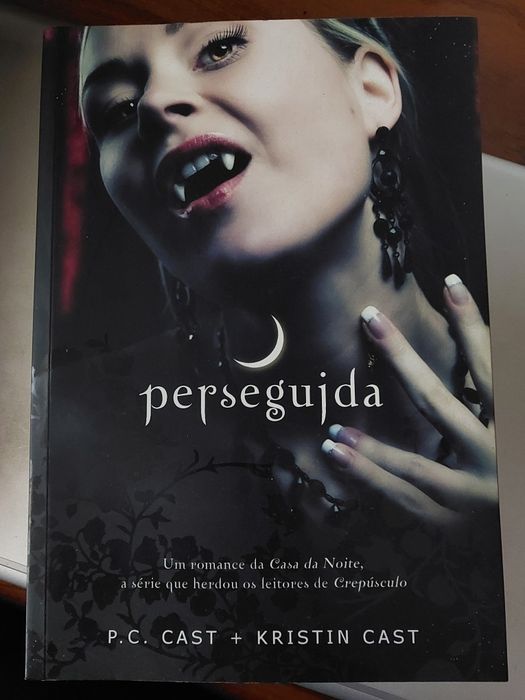 Livros saga "Casa da Noite"