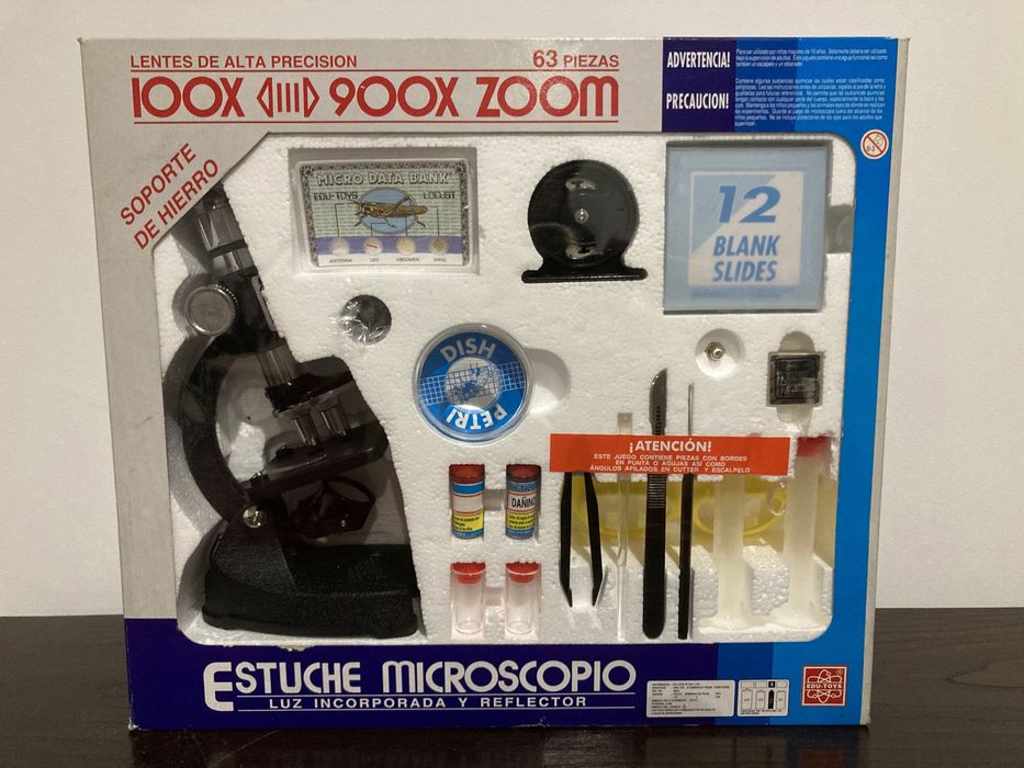 Microscópio e acessórios
