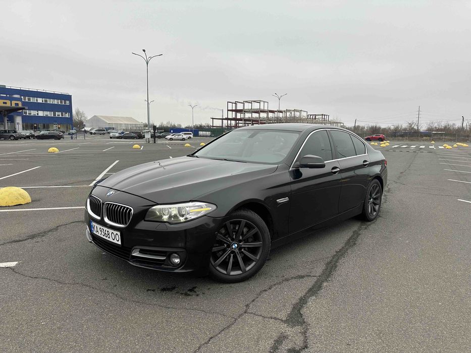 BMW F10 535i 2014 рік