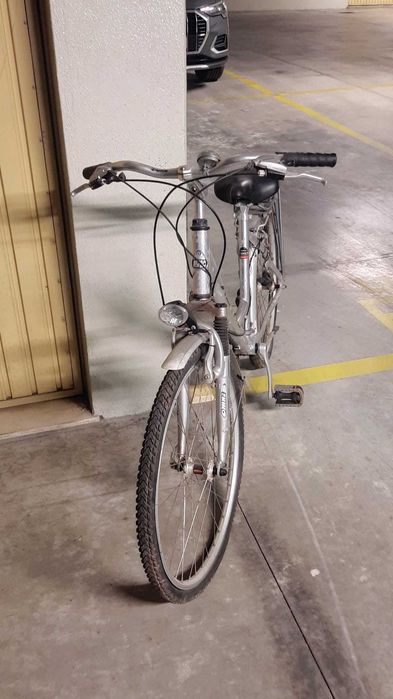 Bicicleta Astro de Senhora - Quadro em Alumínio 7005 - Jante 26 - p/ restauro - original