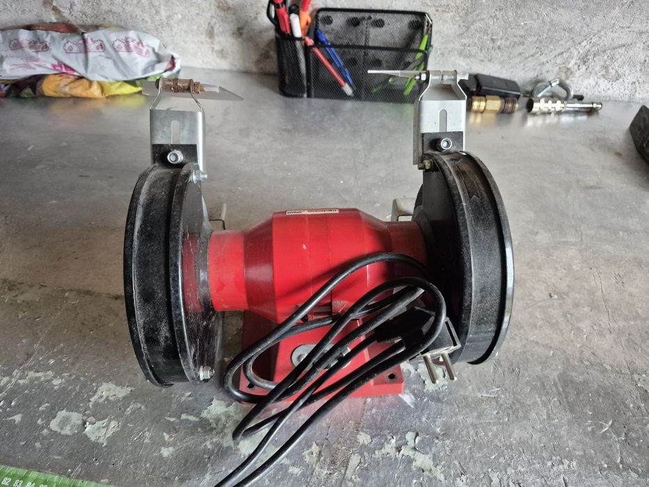 Mała szlifierka stołowa