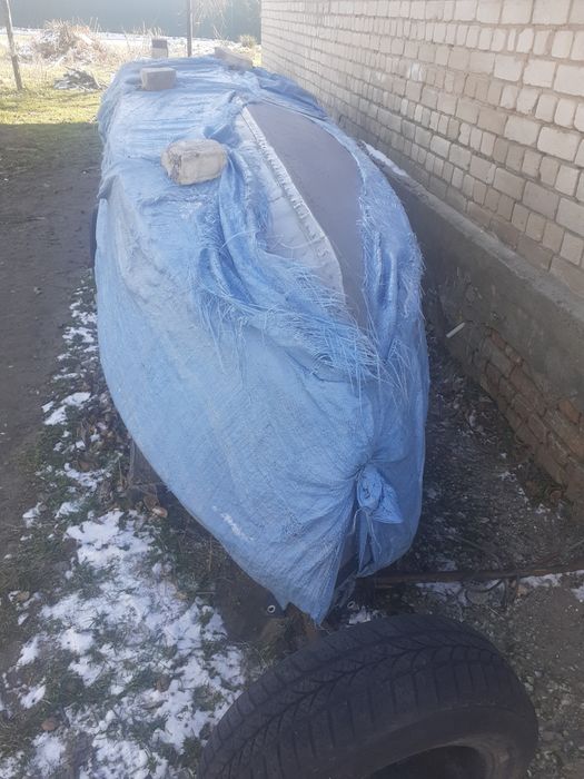 Лодка южанка сдоками