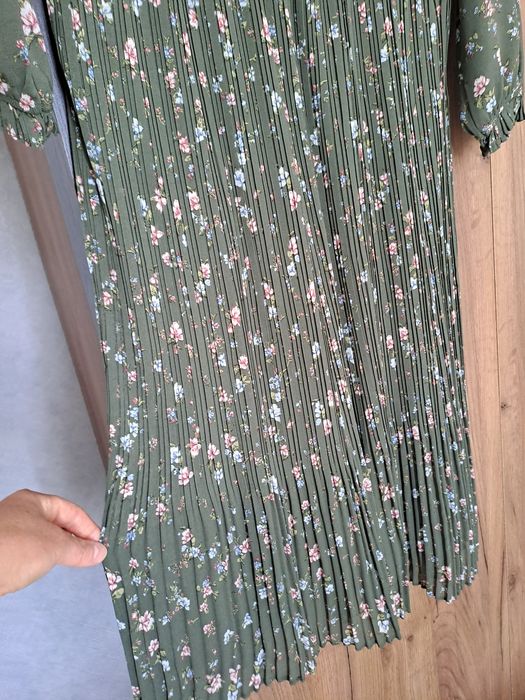 Сукня вiд бренду  Mohito