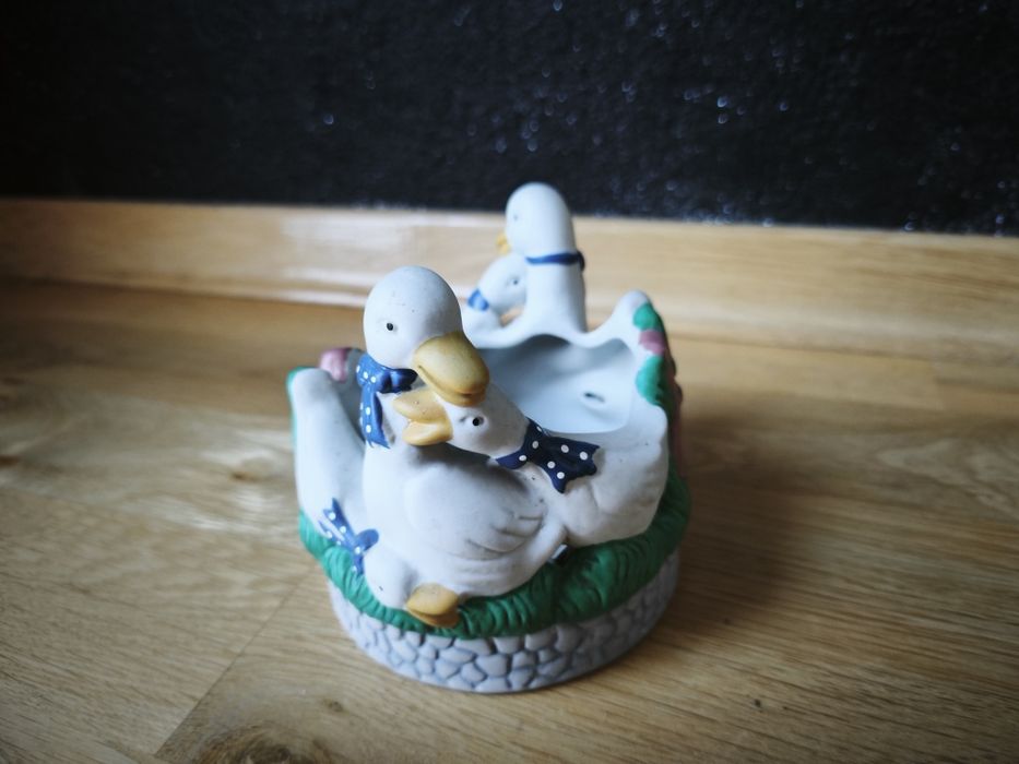 Ceramiczna osłonka figurka Kaczki – dekoracja retro