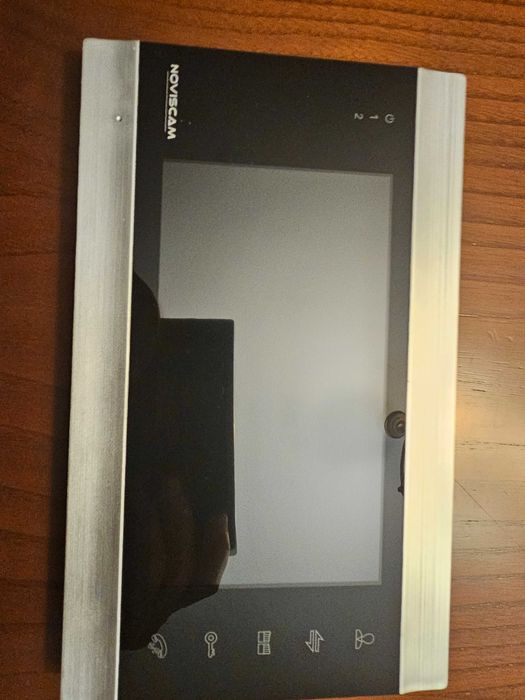 Campainha com teclado para abrir a porta