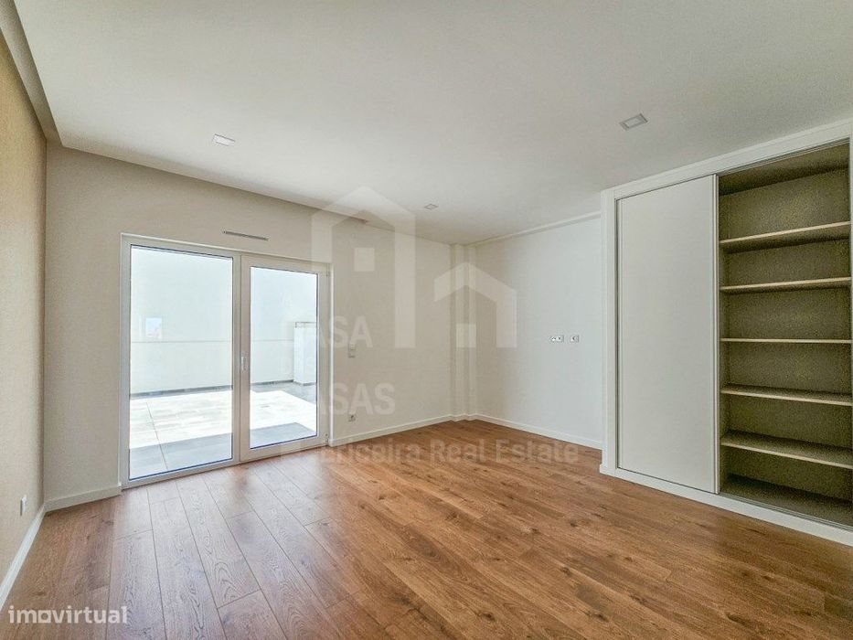 Vende Apartamento T2 - Ericeira, A Casa das Casas
