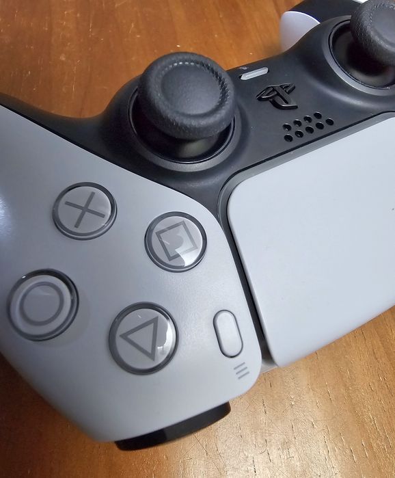 Comando PS5 DualSense  c/ Joysticks TMR K-Silver (Anti-Drift)