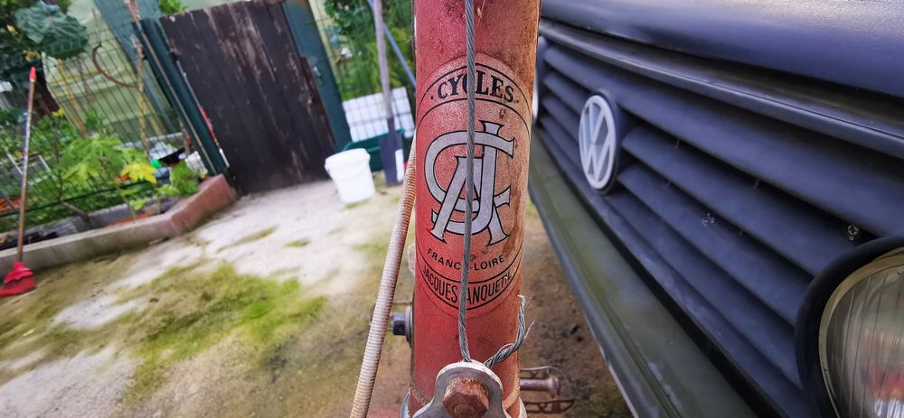 Bicicleta de corrida antiga (Jacques Anquetil)