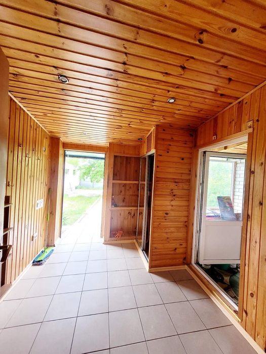 Будинок р-н Паперової фабрики всі зручності