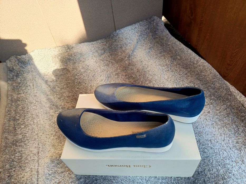 Buty damskie granatowe