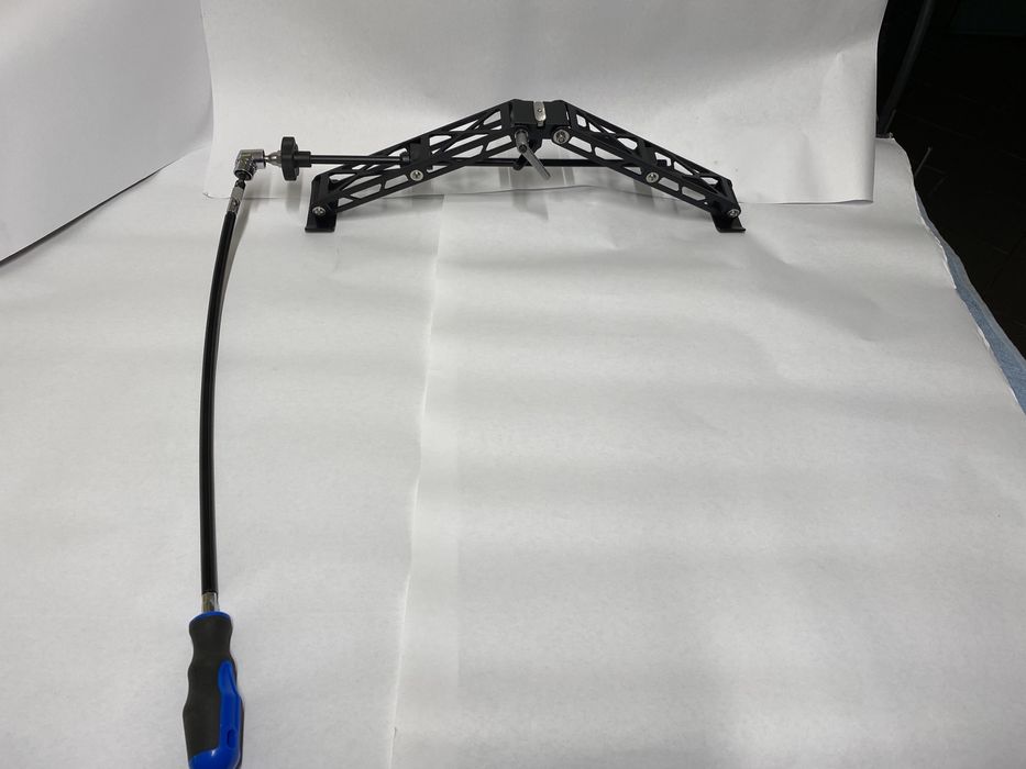 Bipod. F-class z pokrętłem kątowym