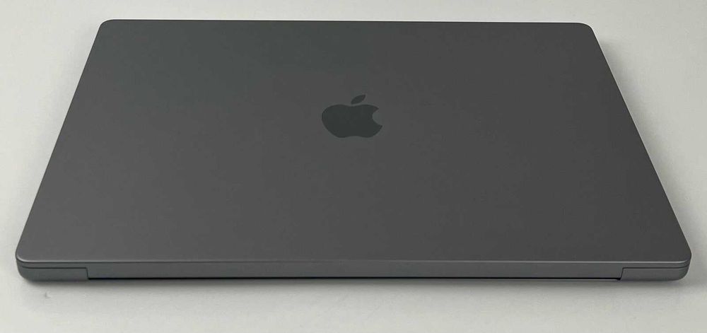 MacBook Pro 16,2" M2 Max | 32gb 1TB SSD | 12c CPU 38c GPU | 85% Pojemności
