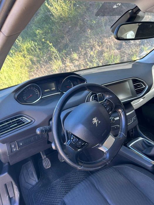 Carrinha Peugeot 308 SW — photo 2