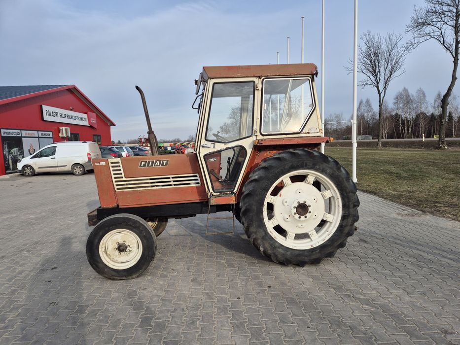 Ciągnik rolniczy FIAT 680/8  , jak New Holland , Case