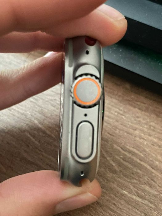 Apple Watch Ultra 2  A2986 to GPS + Cellular 49 mm