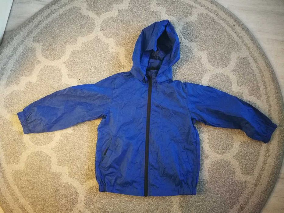 Kurtka wiatrówka H&M niebieska przeciwdeszczowa 110 / 116