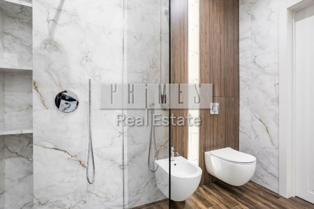 Продаж будинку Лісники, новий ремонт. Газ. Стіни-цегла.