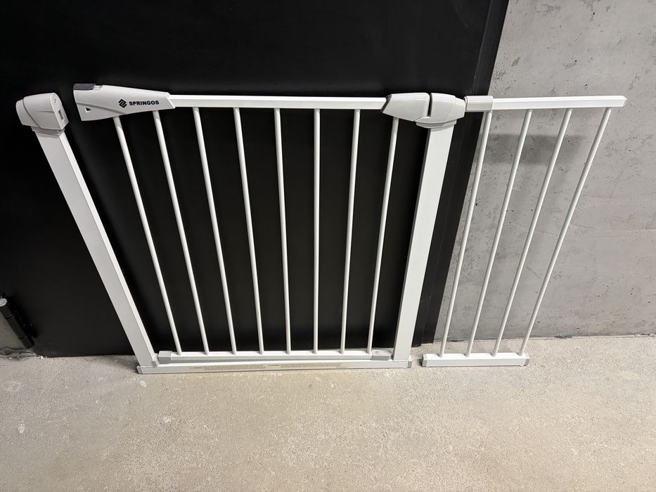 Nowa biała bramka rozporowa Springos 76-120 cm