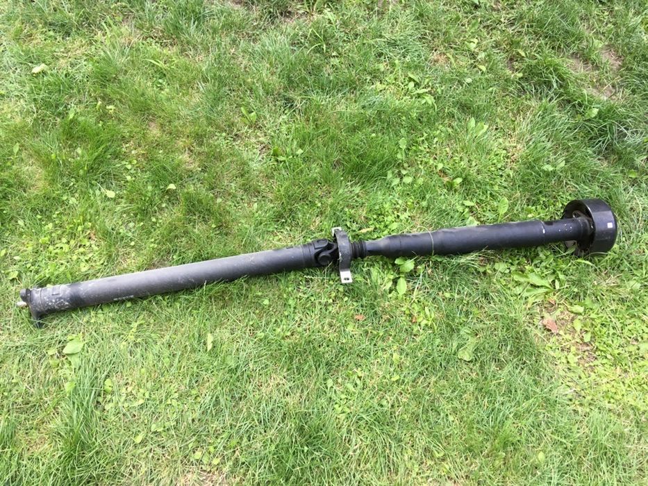 Кулак BMW F30 ходовая, полуось, кардан, рычаг, цапфа, стойка, подвеска