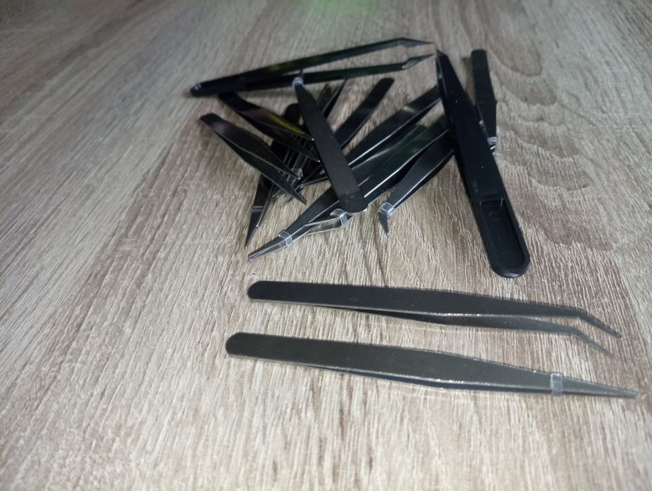 Pęsety do wyklejania diamencików