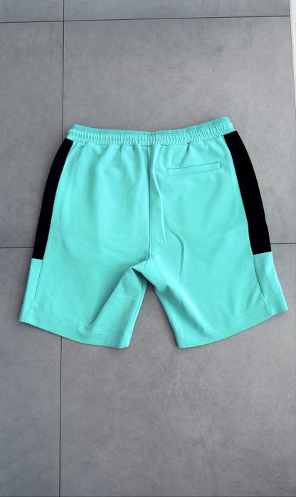 Hugo Boss spodenki męskie xl stan jak nowe